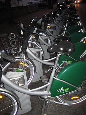 49-bikes-for-hire,-amiens.jpg