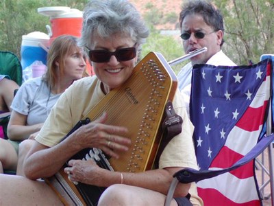 Peggy-colorado-autoharp.jpg