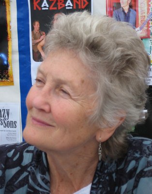 peggyseeger2008-headshot.jpg