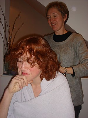 06-justine-cutting-tom's-ha.jpg