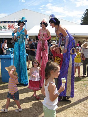 19-stilt-women.jpg